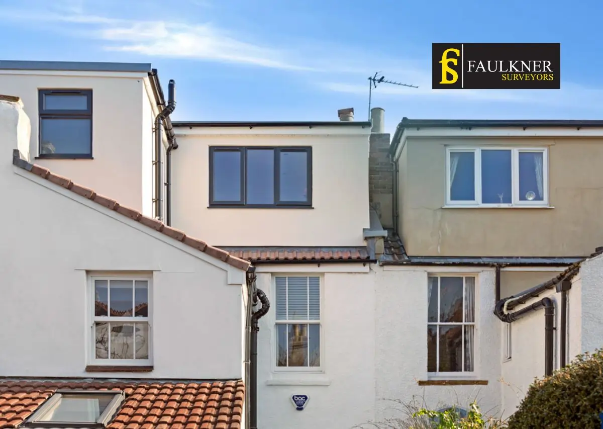 Party Wall Vs Boundary Wall : The Law, The Rights, and Your Options 3 Party Wall Clacton-on-Sea : What Should You Do If Your Neighbour Builds Over the Shared Boundary Clacton-on-Sea?